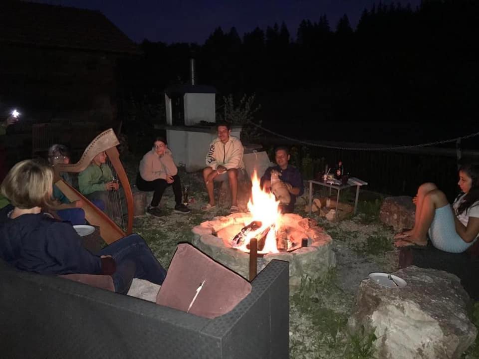 Saicourt Miramont Horse Trekking Hostel מראה חיצוני תמונה